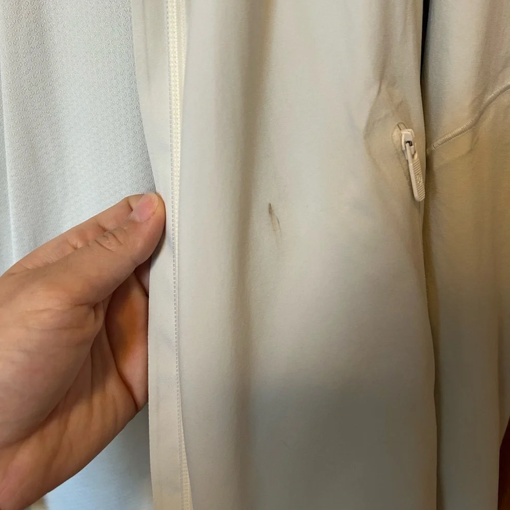 Women’s Lululemon Jacket - Picture 8 of 15